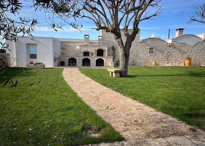 בית נופש Trulli Capomazza נוצ'י